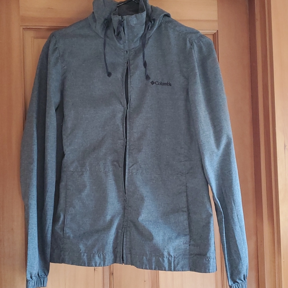Columbia Windbreaker